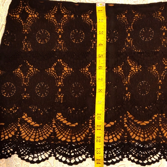 BNWOT Umgee LP Black Crochet Overlay Mini Skirt - Picture 12 of 13